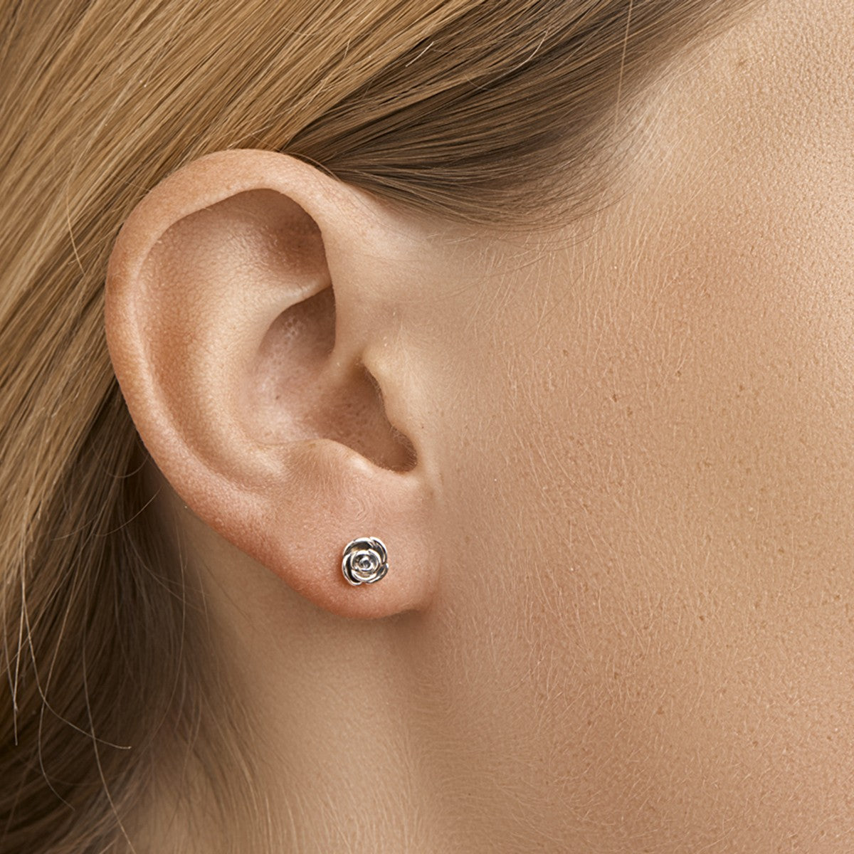 Fantasy Collection Oorbellen oxi roos 5,8 mm zilver geoxideerd