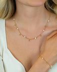ZINZI Gold Plated Zilveren Ketting met Witte Zoetwaterparels en Druppeltjes 42-45cm ZIC2753