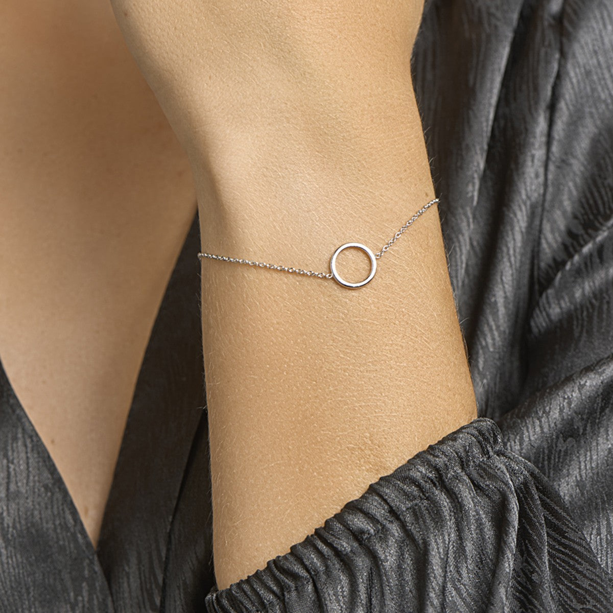 Fantasy Collection Armband rondje 16 + 3 cm zilver
