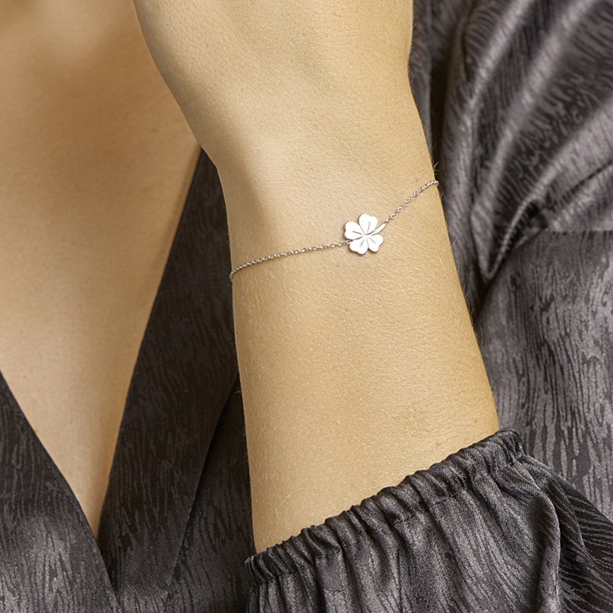 Fantasy Collection Armband klavertje 1,0 mm 17 + 3 cm zilver