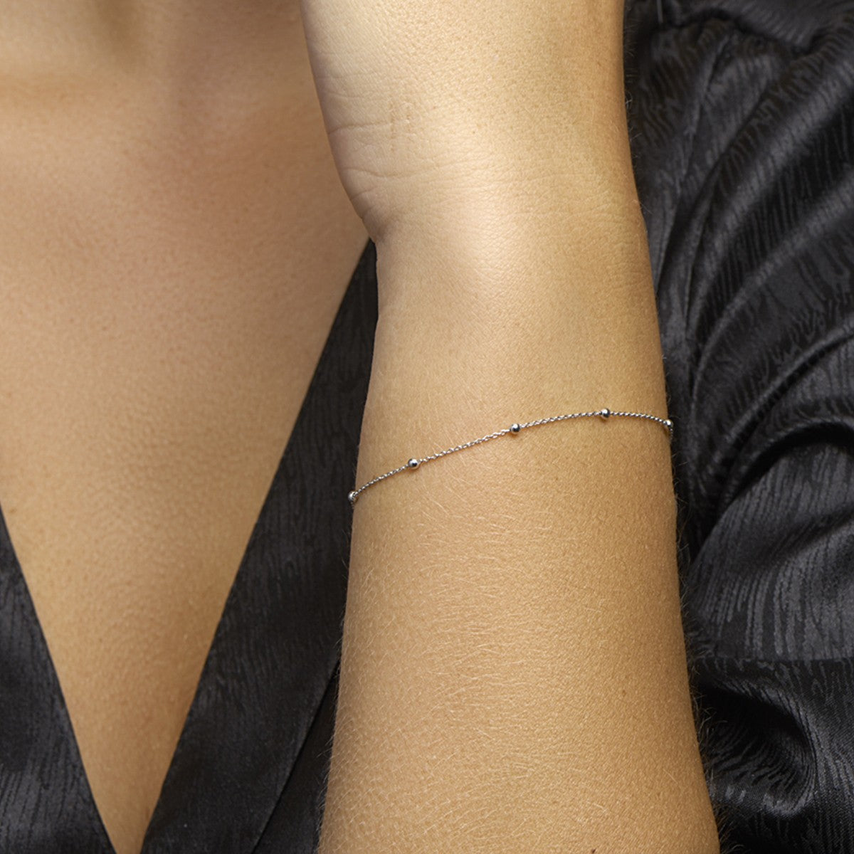Fantasy Collection Armband bolletjes 2,0 mm 16 + 3 cm zilver