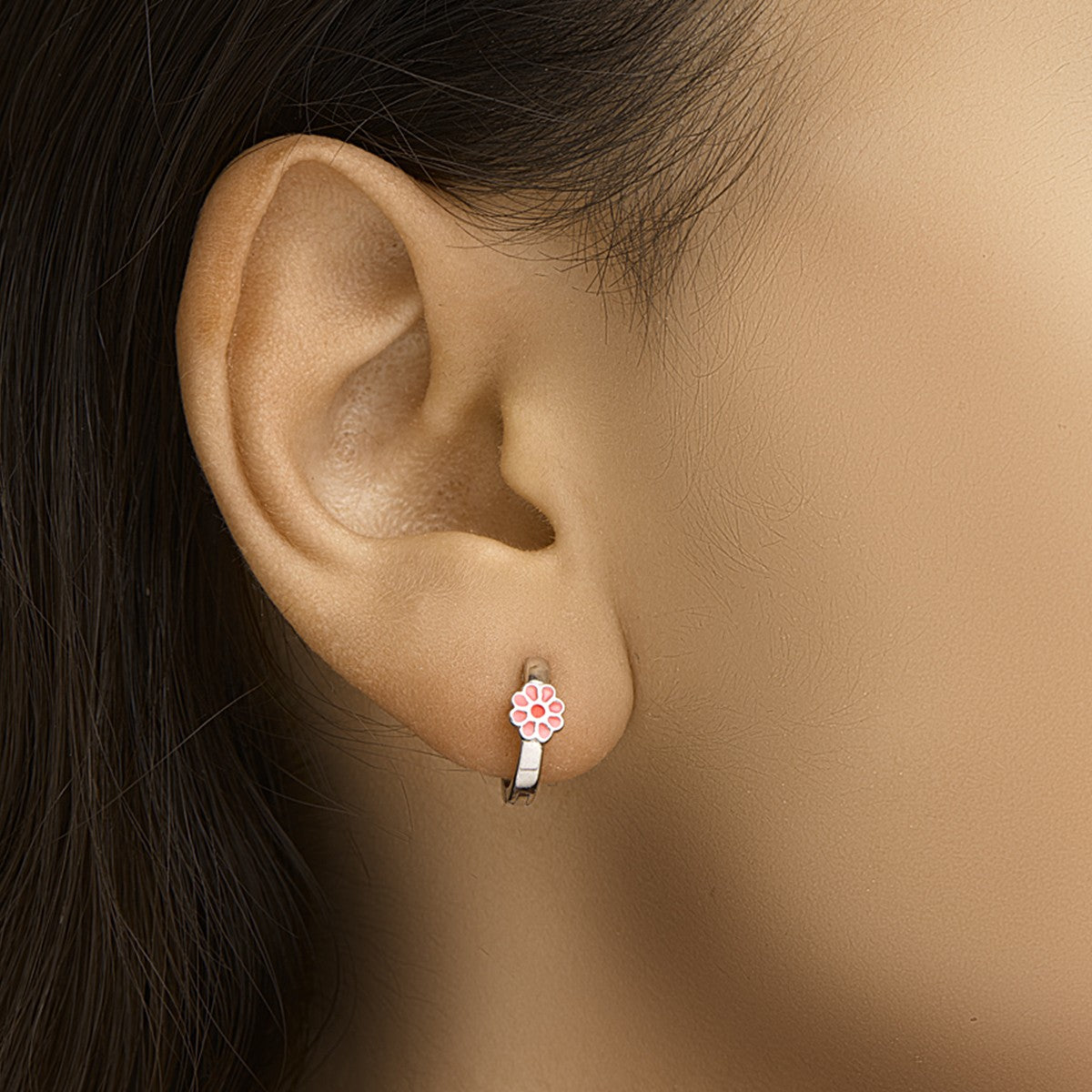 Fantasy Collection Oorbellen bloem emaille 12 mm zilver