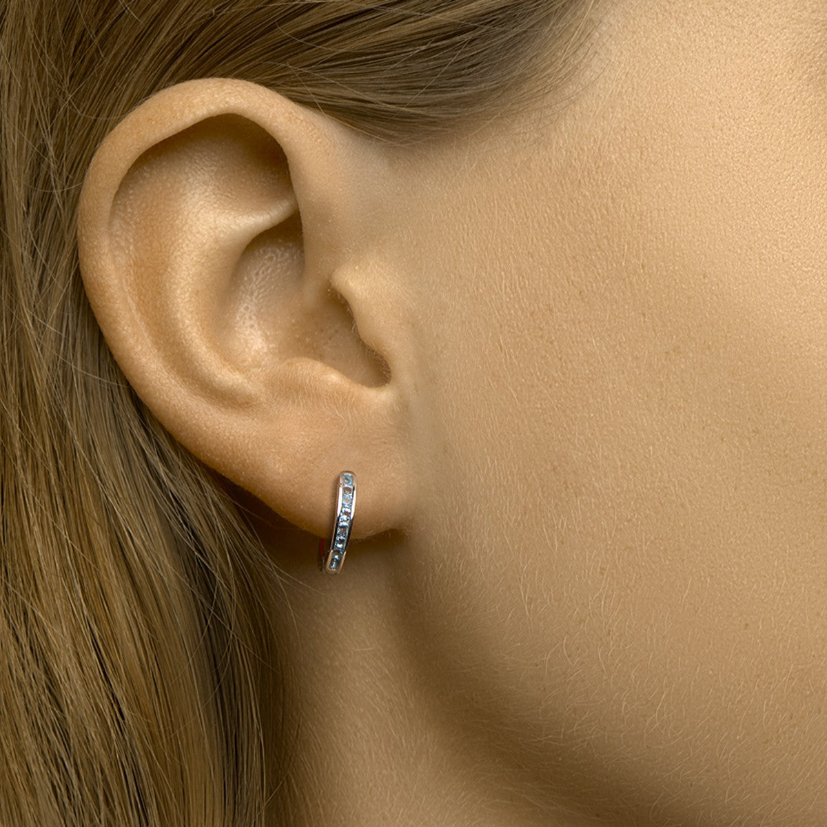Fantasy Collection Oorbellen blauw zirkonia 12,5 mm zilver