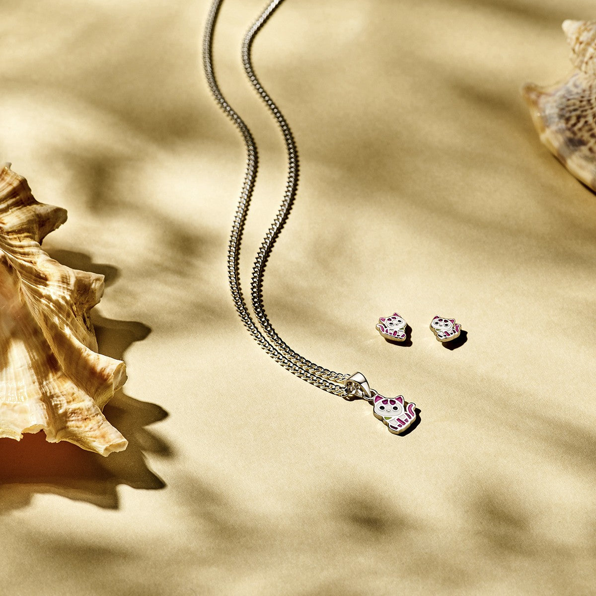 Zilveren oorknoppen poes - 1335402 - PansiteNederland.nl