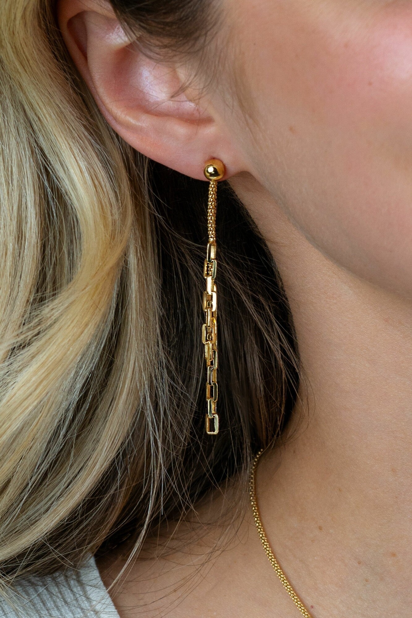 ZINZI gold plated zilveren multi-look oorstekers met bungelende paperclip schakels 65mm ZIO2709G - PansiteNederland.nl