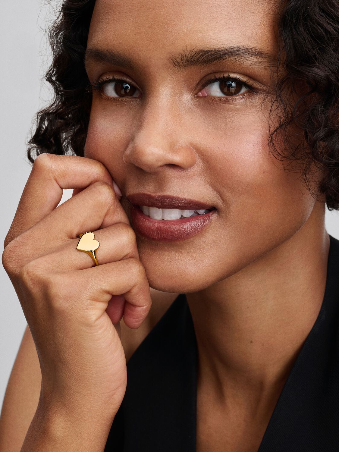 Pandora vergulde ring met graveerbaar hart