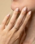 ZINZI Gold 14 krt gouden ring met cross-over design: glad en bezet met witte zirkonia's ZGR469 - PansiteNederland.nl