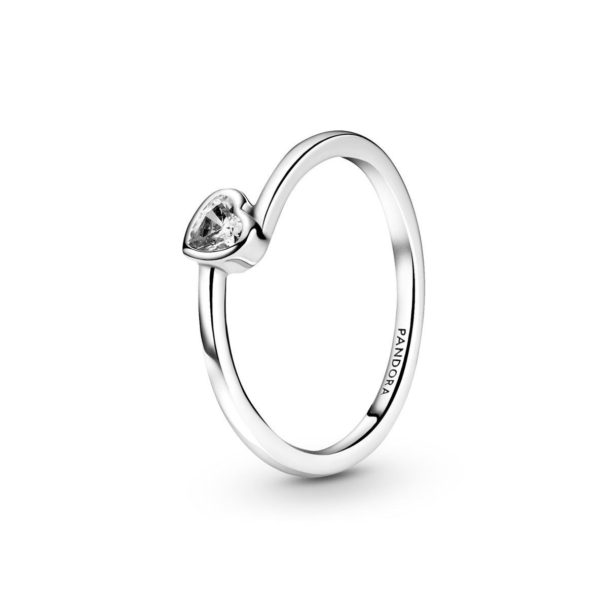 Pandora Clear Tilted Heart Solitaire Ring zilver