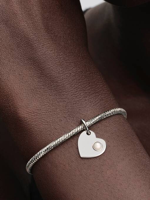 Pandora Juni Graveerbare Hart Witte Steen Hangende Bedel zilver - 794295C06