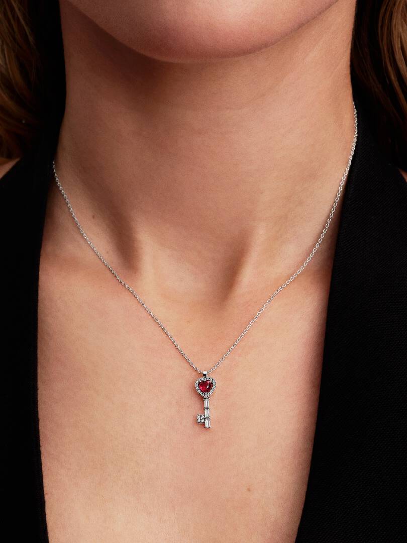 Pandora Verhoogd Hart Sleutel Halsketting zilver - 394392C01