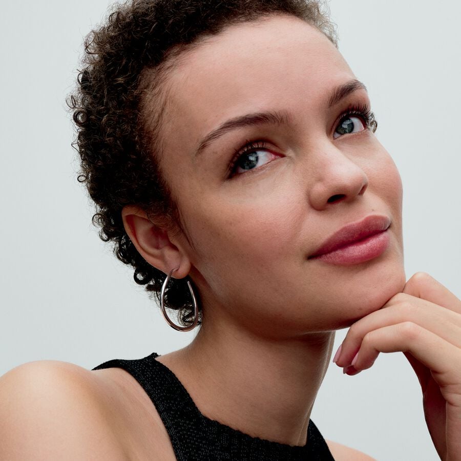 Pandora ESSENCE Zilveren Organisch Gevormde 42 mm Open Oorringen 293299C00 - PansiteNederland.nl