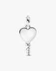 Pandora Graveerbare Hart Sleutel Hanger 394353C01 – Zilver