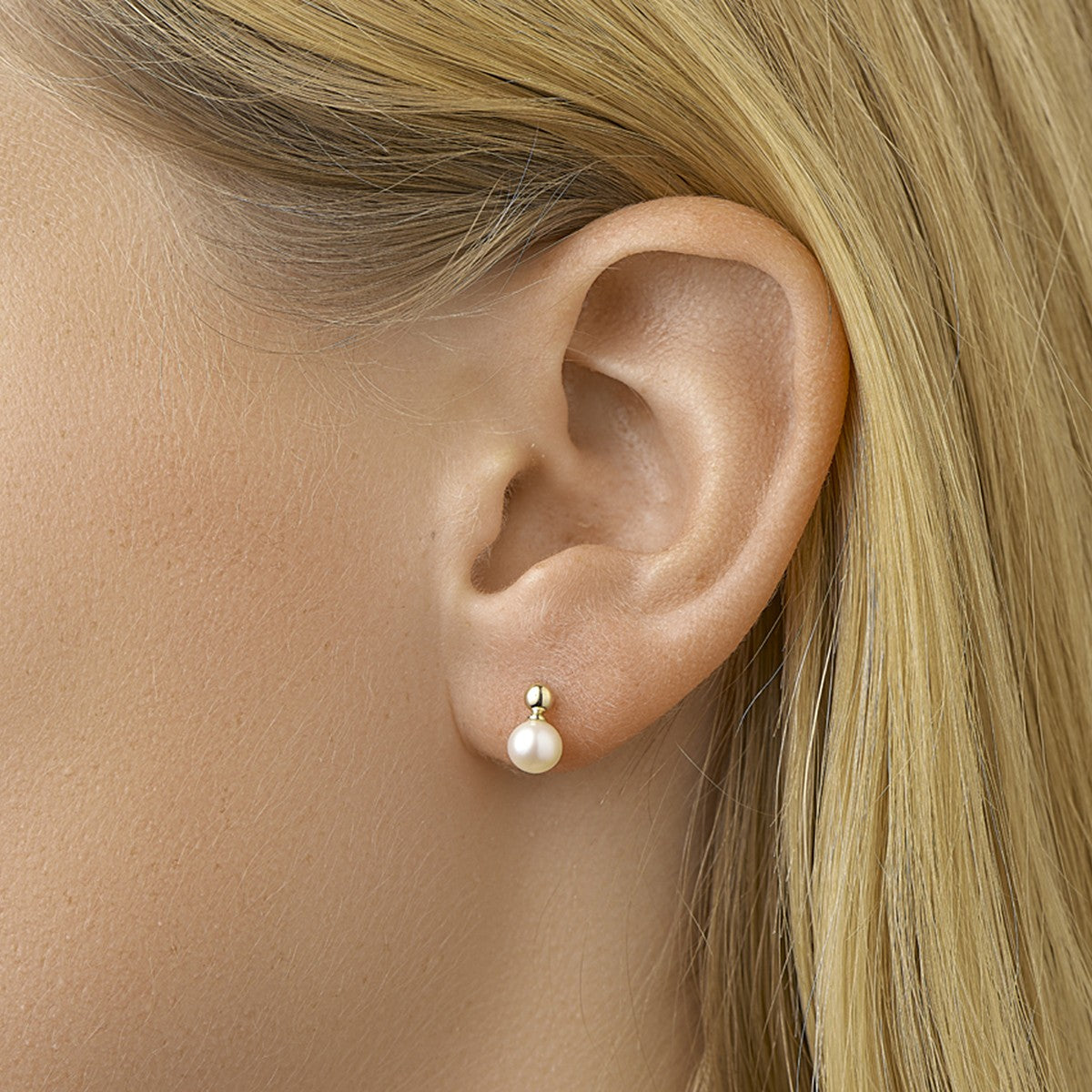 Oorknoppen parel 14K geelgoud 9 x 5,5 mm – 4018914