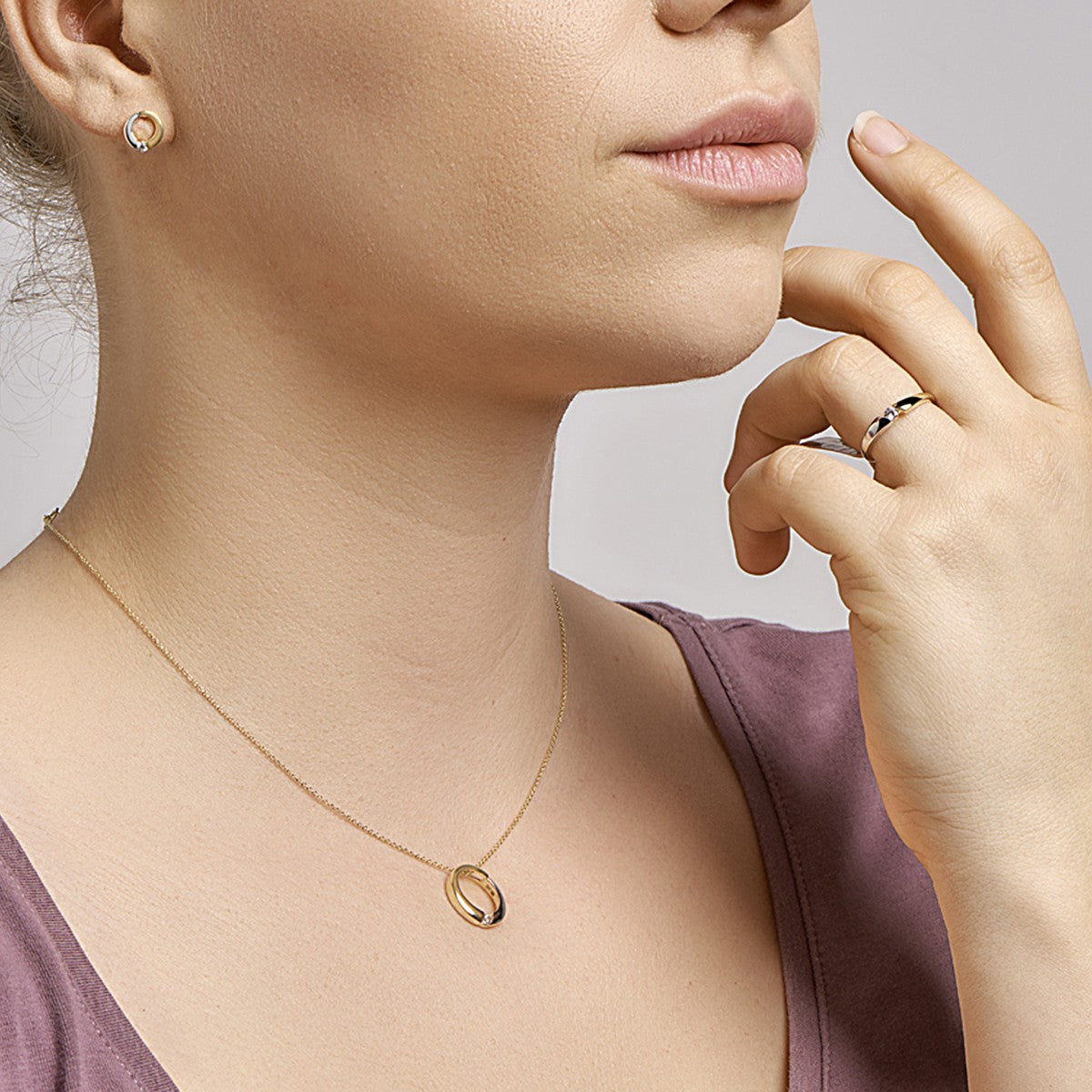Fantasy Collection Hanger rondje zirkonia bicolor gestift 15 mm 14K geelgoud