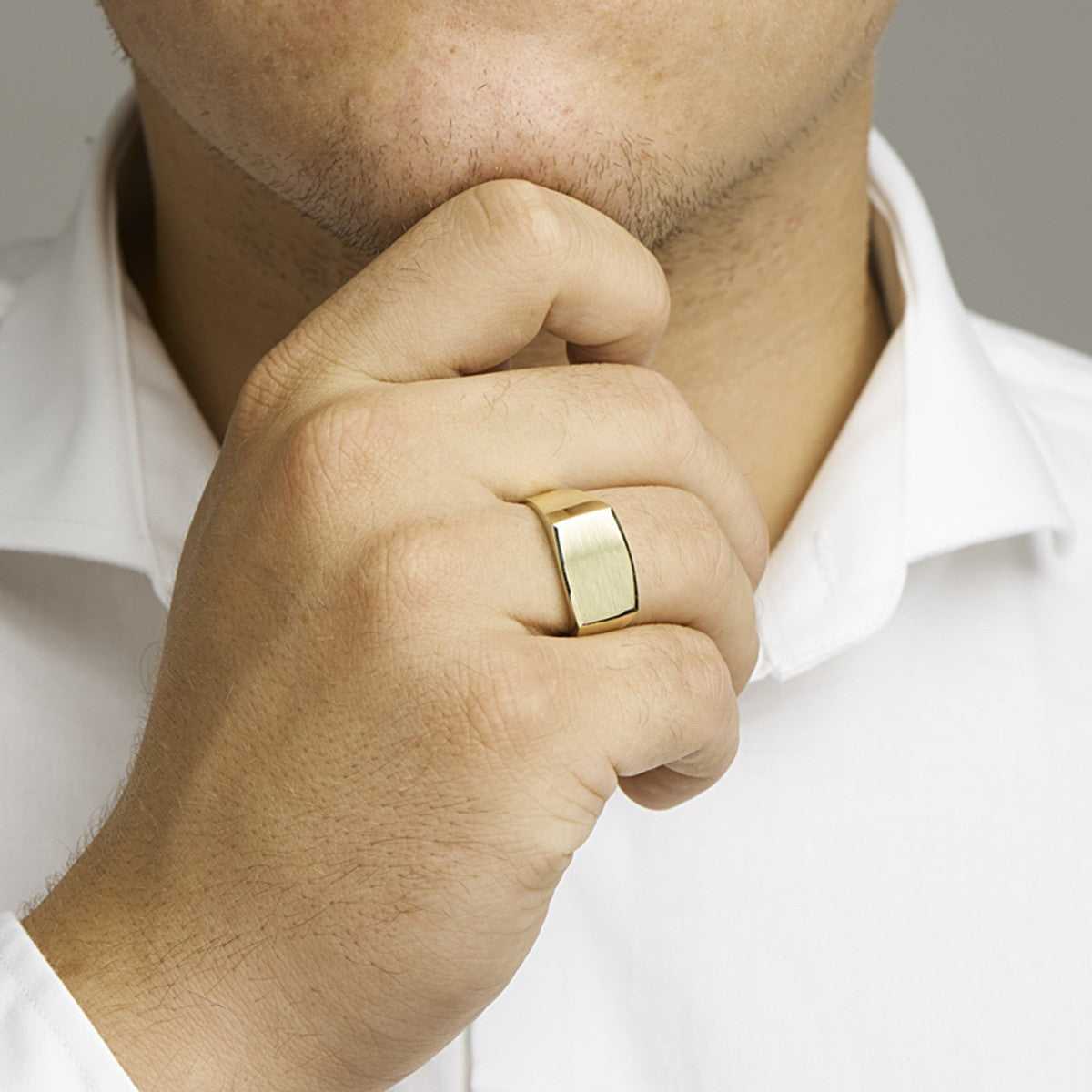 Fantasy Collection Graveerring massief mat gediamanteerd 14K geelgoud