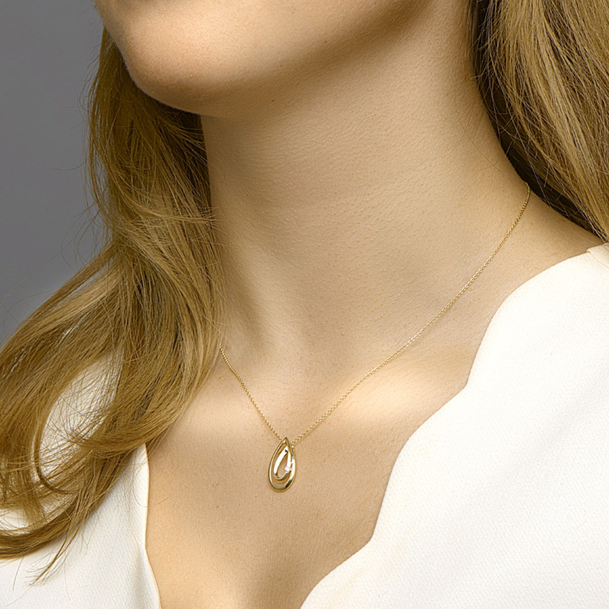 Hanger diamant 0.040ct h si 14K geelgoud