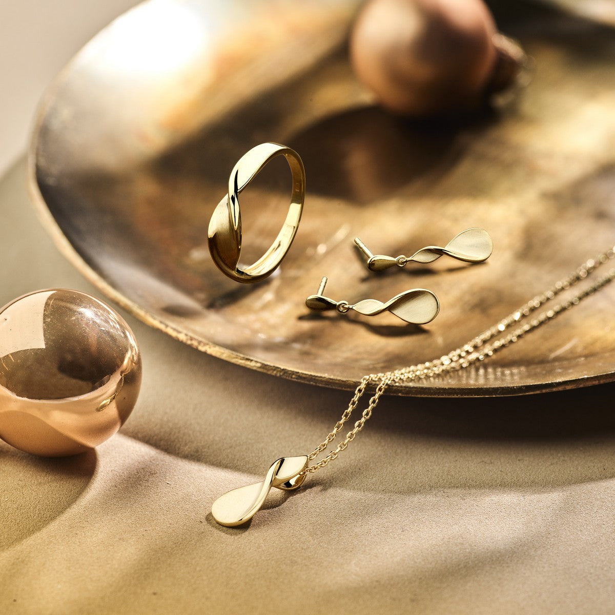 Fantasy Collection Hanger poli/mat 14K geelgoud