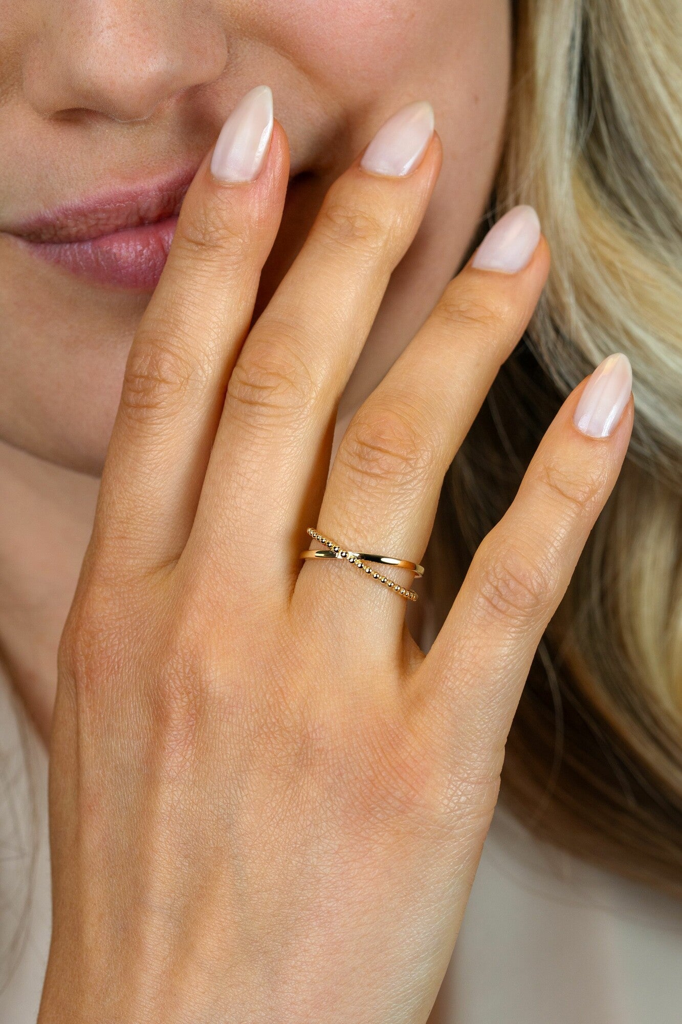 ZINZI Gold 14 krt gouden cross-over ring (5mm breed) glad en bolletjes ZGR539 - PansiteNederland.nl