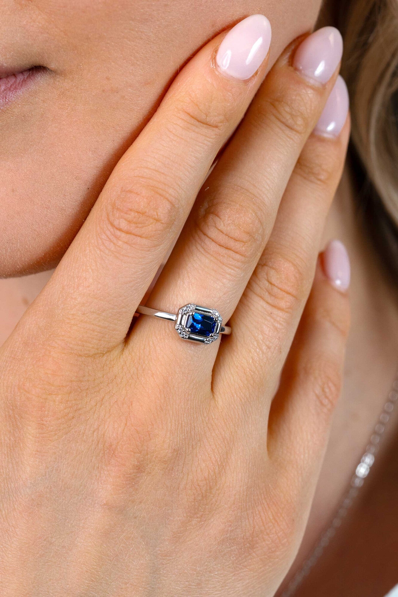 ZINZI Zilveren Ring met Blauwe Kleursteen ZIR2803B