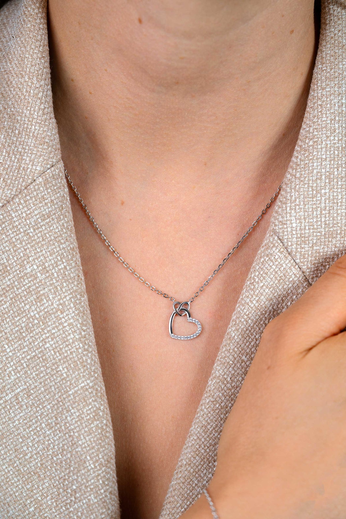 ZINZI Zilveren Ketting met Hartjes en Witte Zirkonia ZIC2874