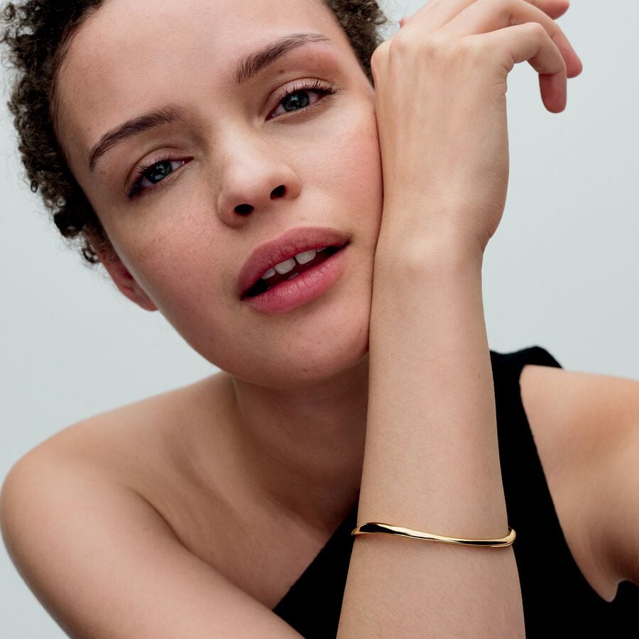 PANDORA ESSENCE Organisch Gevormde Bangle 563317C00 - PansiteNederland.nl