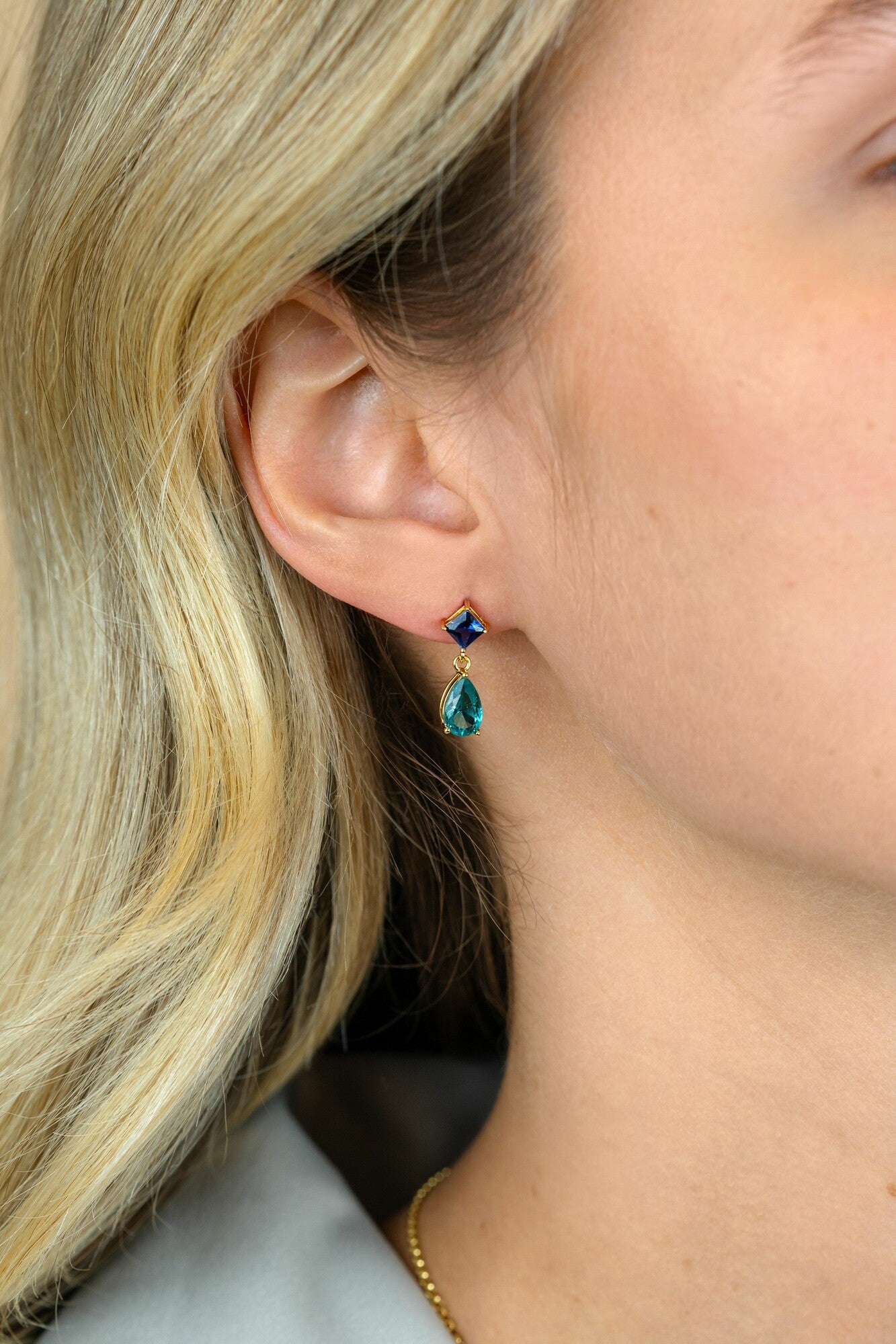 ZINZI gold plated zilveren oorstekers turquoise peer en blauwe ruitvorm 17,5mm ZIO2745 - PansiteNederland.nl