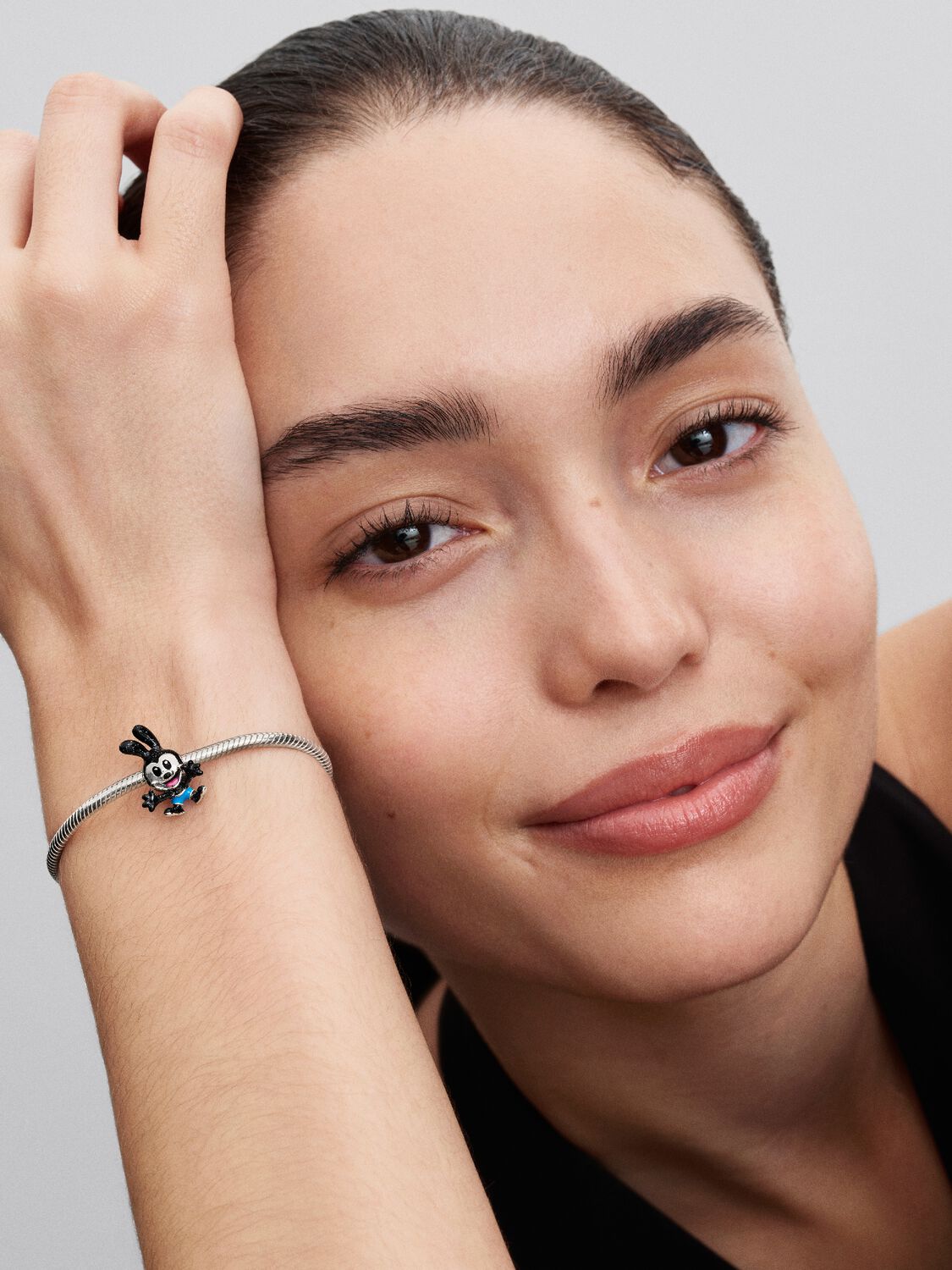 Pandora Bedel Disney Oswald het Gelukskonijn 794021C01