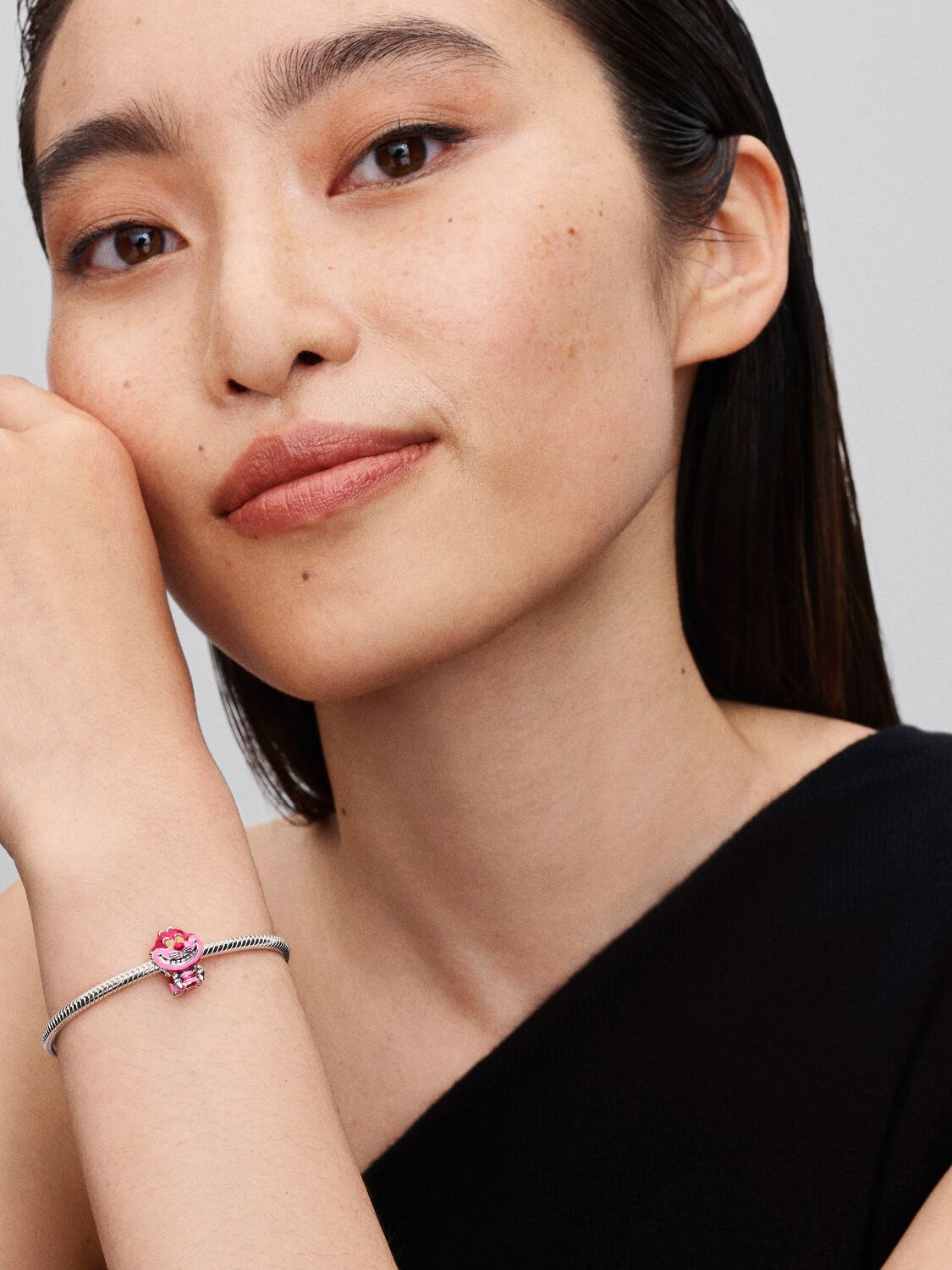 Pandora Disney Cheshire Cat Kleurveranderende Charm Alice in Wonderland 794025C01