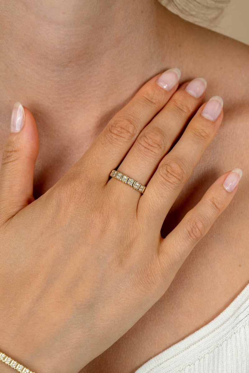 ZINZI Verguld Zilveren Ring met Witte Zirkonia - ZIR2686Y