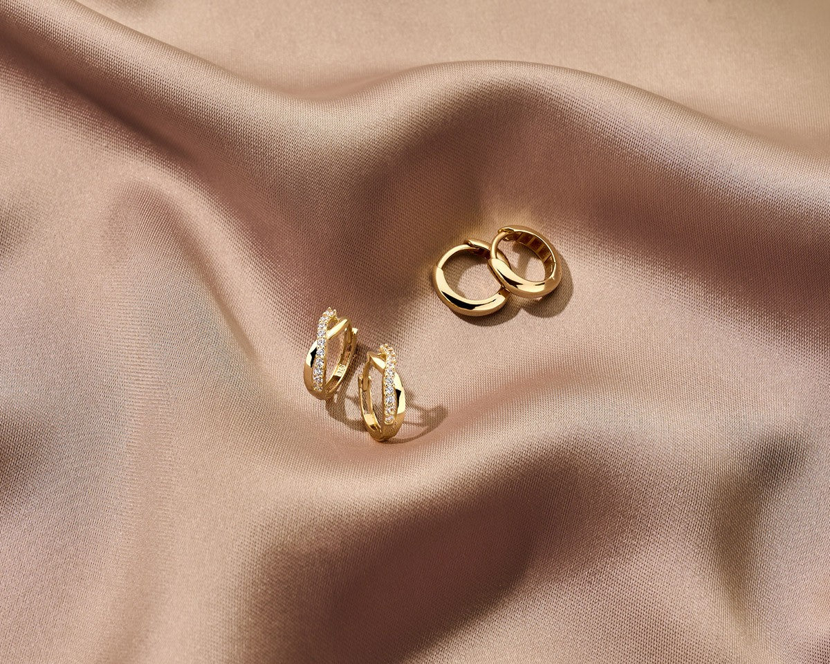 Oorbellen 12,5 mm halfronde buis 9K geelgoud