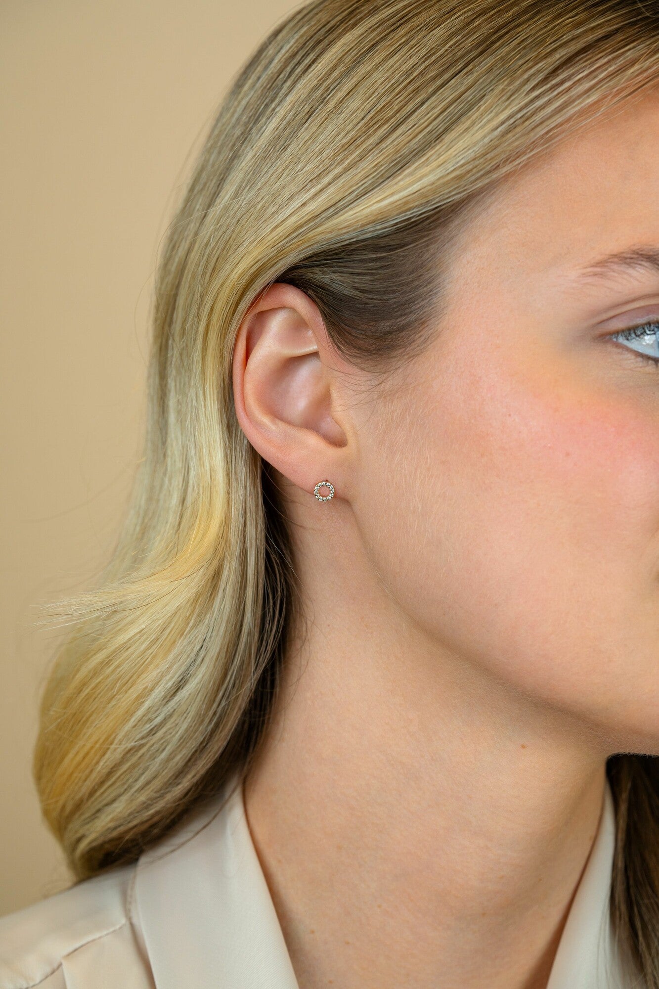 ZINZI 14K Gouden Oorknoppen met Witte Zirkonia ZGO550 oorbellen