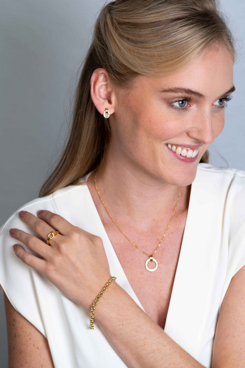 Zinzi zilveren ring in 14K geelverguld, twee ronde vormen met elkaar verbonden wit ZIR2266Y - PansiteNederland.nl