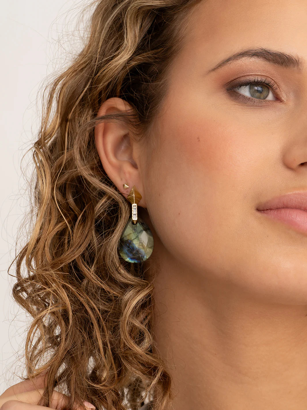Sparkling Jewels Oorbellen Polished Pyramid EAG27 Zilverkleurig