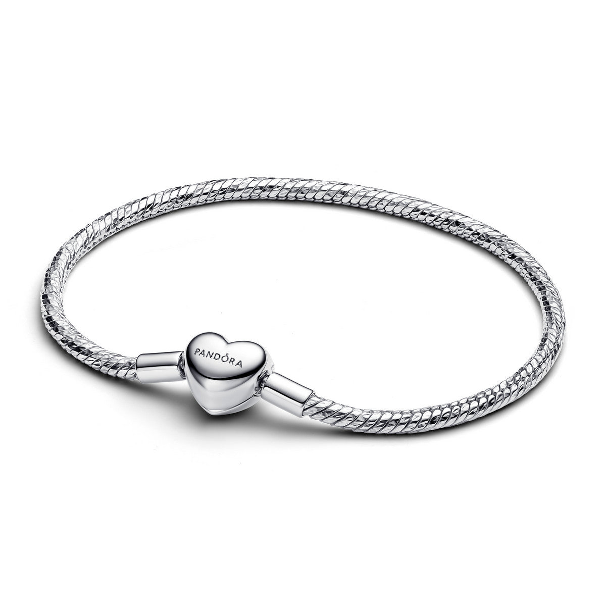 Pandora Snake-chain armband met facet geslepen schakels en hartsluiting 594236C00