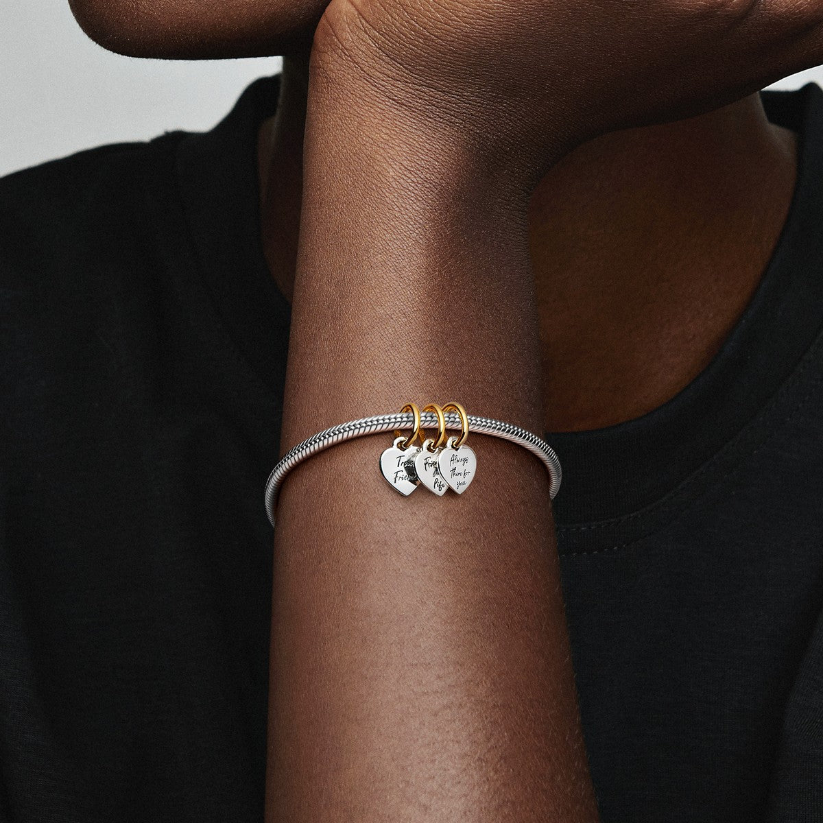 Pandora Tweekleurige deelbare hangende vriendschapsbedel, driedelig bicolor zilver en goudverguld - 762722C00