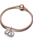 Pandora Tweekleurige Draaibare Dubbele Hangende Bedel Hartvormig Hangslot 783079C01, exclusief en kwalitatief hoogwaardig. Ontdek nu!