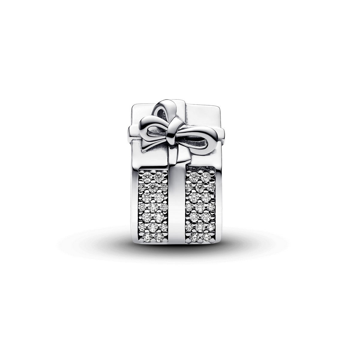 Pandora Bedel met glinsterend cadeau zilver - 793603C01