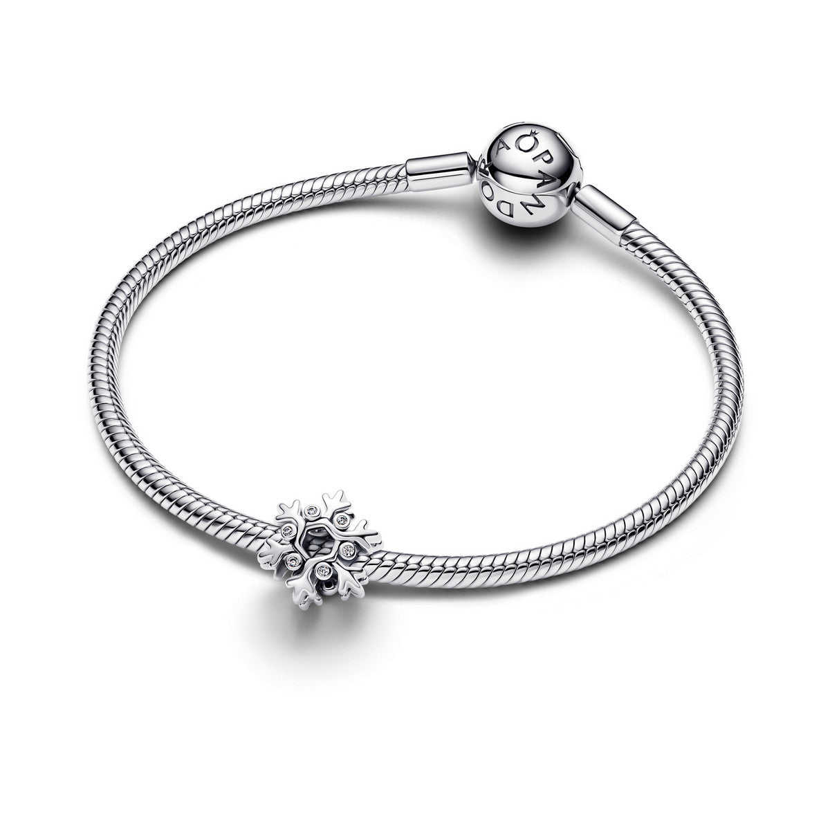 Pandora Sneeuwvlok Bedel 794249C01 – Zilver