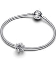 Pandora Sneeuwvlok Bedel 794249C01 – Zilver