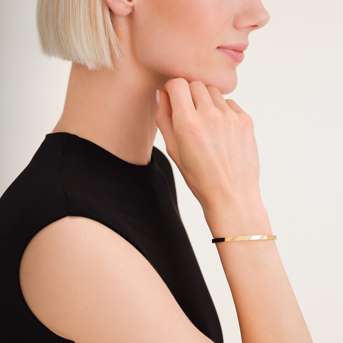 Rosefield Armband Bangle with Lines of Crystals JBLCG-J1043 Goudkleurig