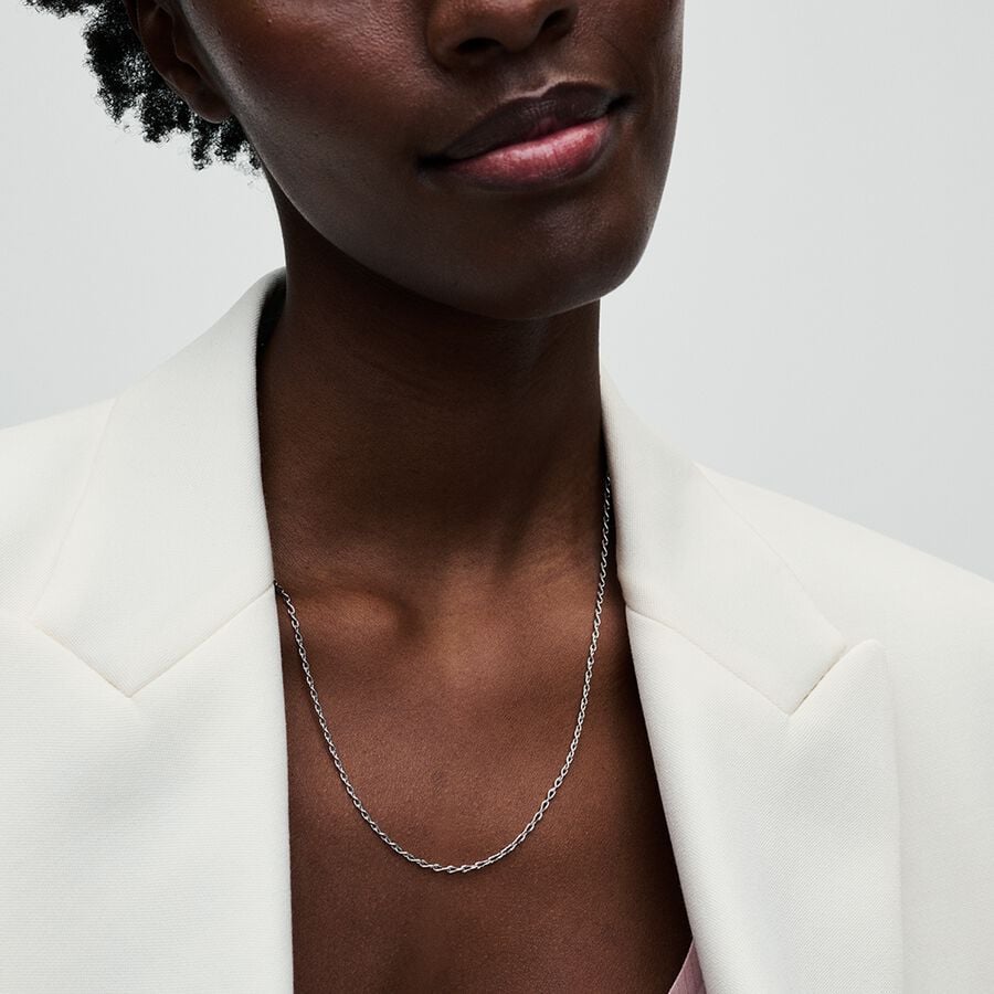 Pandora Oneindigheidshalsketting 393052C00, exclusief en kwalitatief hoogwaardig. Ontdek nu!