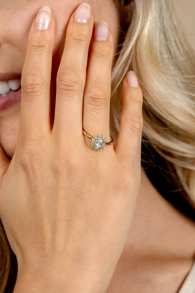 ZINZI Verguld Zilveren Ring met Witte Zirkonia - ZIR2699Y
