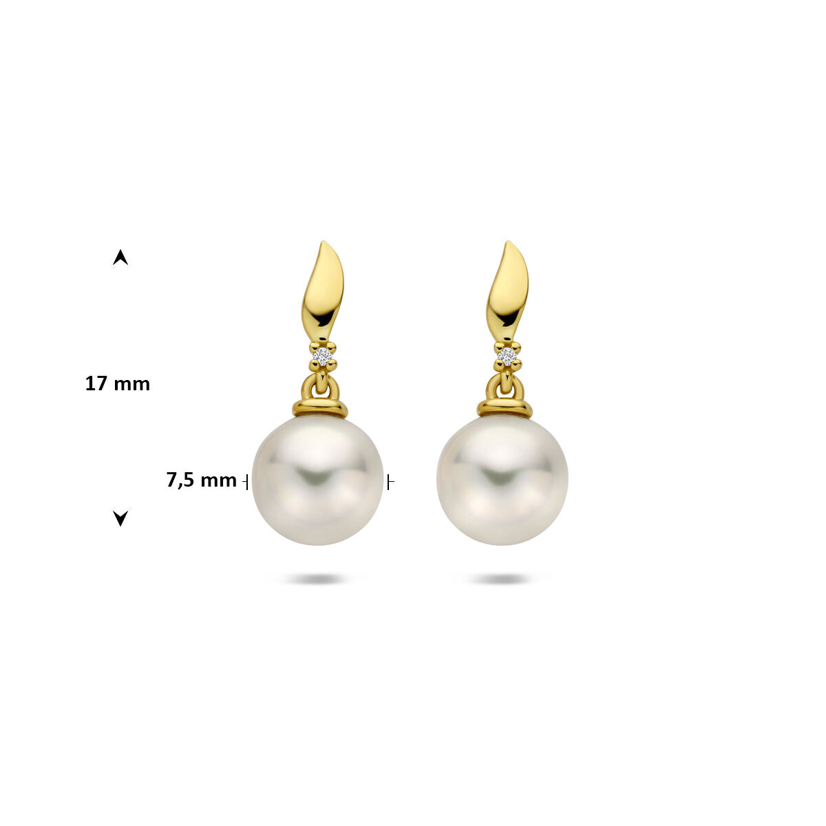Fantasy Collection Hangende oorbellen parel en diamant 0.01ct (2x 0.005ct) h p 17 mm 14K geelgoud