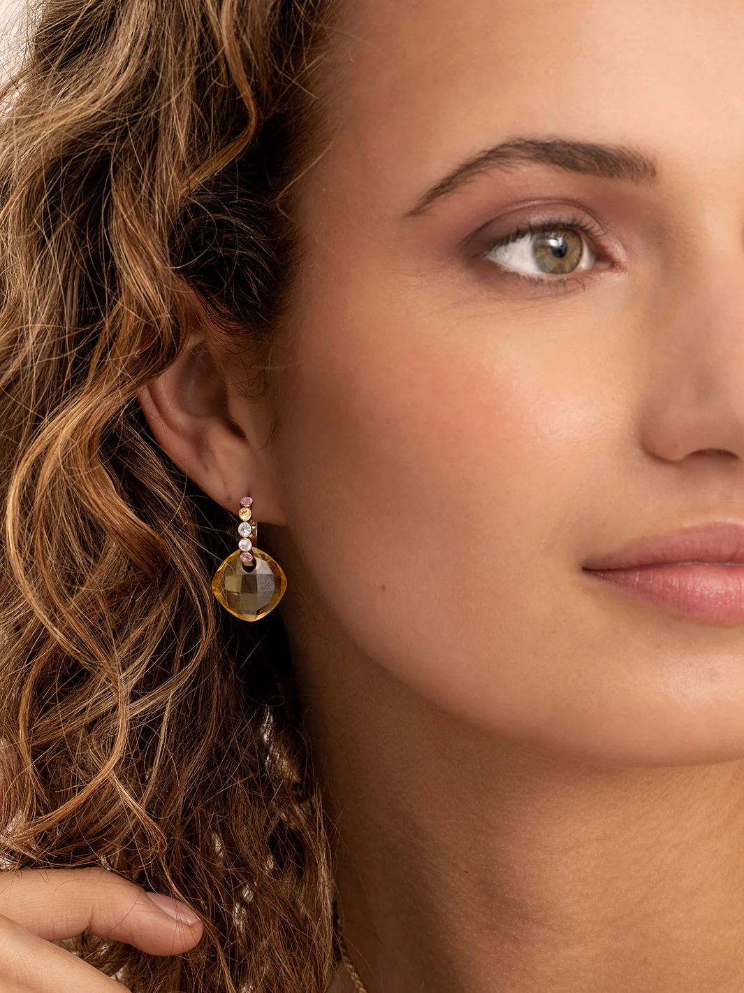 Sparkling Jewels Oorstenen | Cushion Cut - Light Gold Citrine Quartz EAGEM65-CC - PansiteNederland.nl