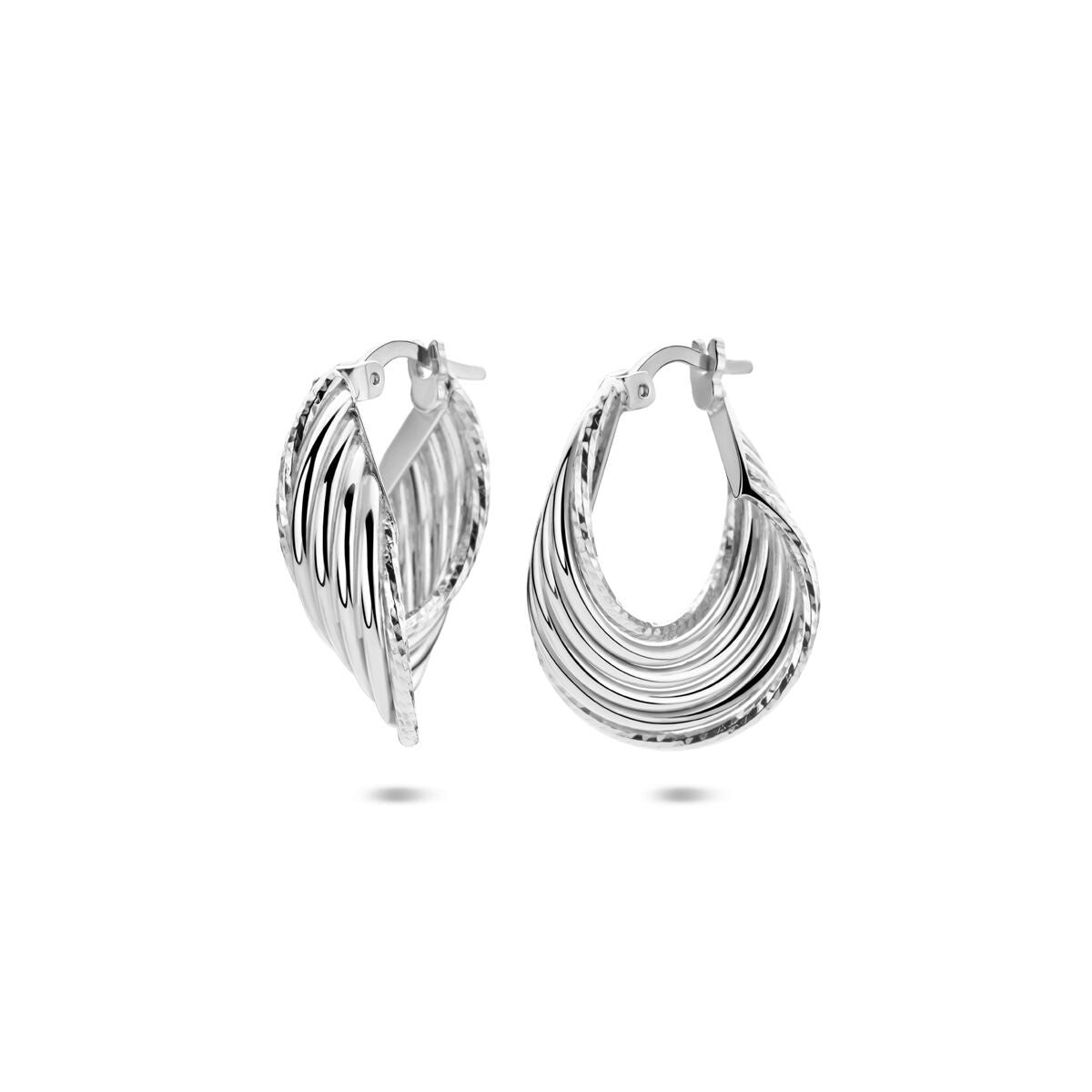 Fantasy Collection Oorbellen gediamanteerd 25 mm zilver