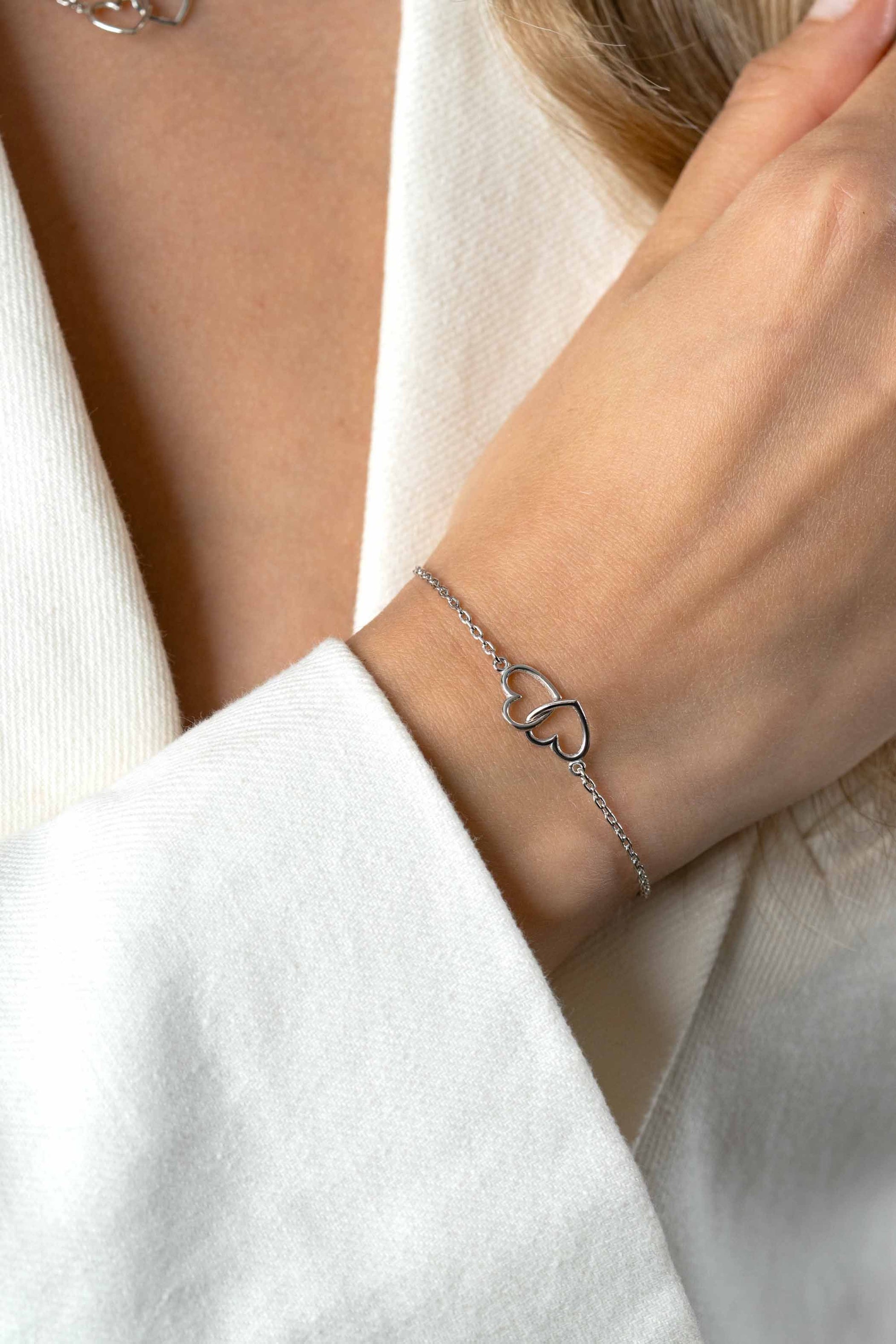 Zinzi Zilveren Armband met Twee Verbonden Hartjes ZIA2513