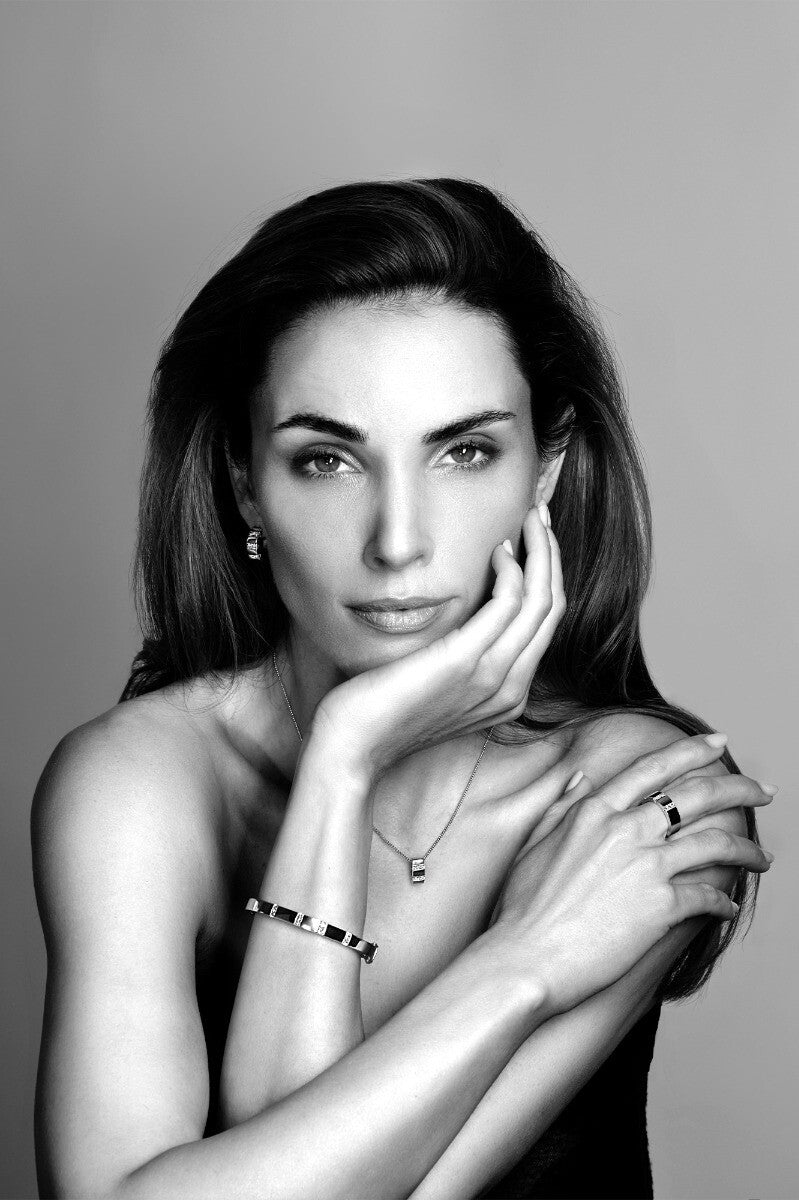 Mart Visser by ZINZI zilveren strakke bangle armband 6mm bezet met princess geslepen witte zirconia's MVA20