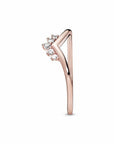Pandora Tiara Wishbone Ring 188282CZ, exclusief en kwalitatief hoogwaardig. Ontdek nu!