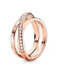 Pandora Ring Crossover Pavé Triple Band 189057C01, exclusief en kwalitatief hoogwaardig. Ontdek nu!