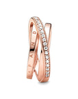 Pandora Ring Crossover Pavé Triple Band 189057C01, exclusief en kwalitatief hoogwaardig. Ontdek nu!